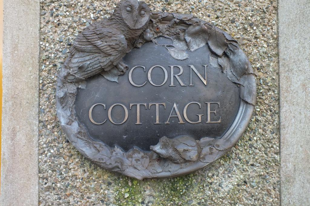 Barnwell Farm Cottages Corn cottage Greyabbey Rum bild